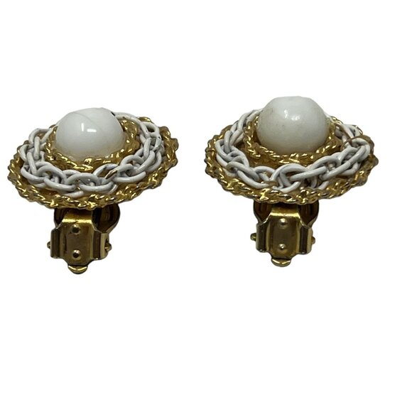 Vintage Clip On Earrings Gold Tone Rope‎ Wrap White Beads and Chain Button - Picture 6 of 9